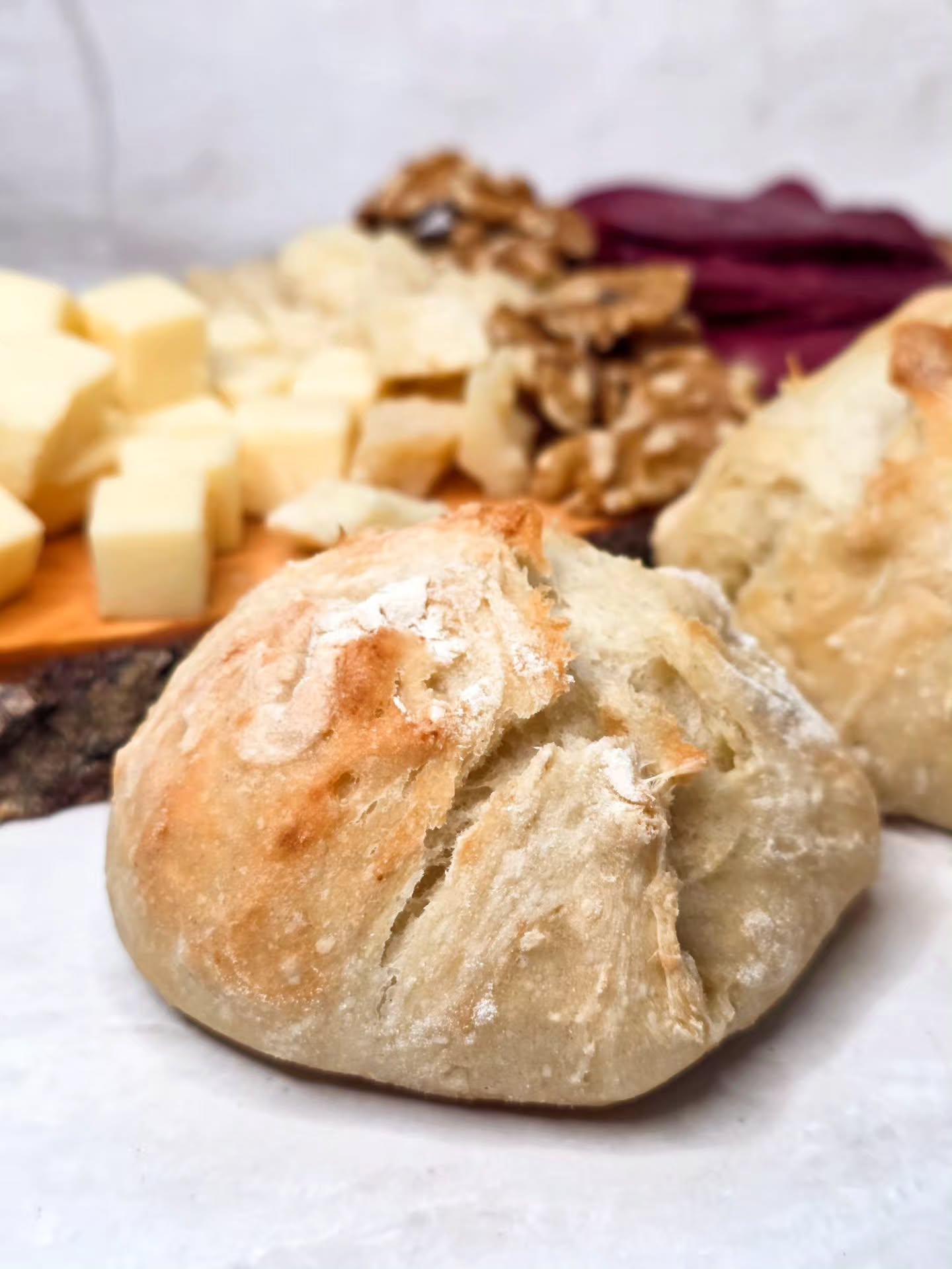 Sonntagsfrühstück mit ofenwarmen Brötchen von Tamis Bakery